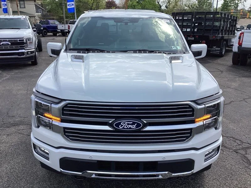 New 2026 Star White Metallic Tri-Coat Ford Platinum® image 3