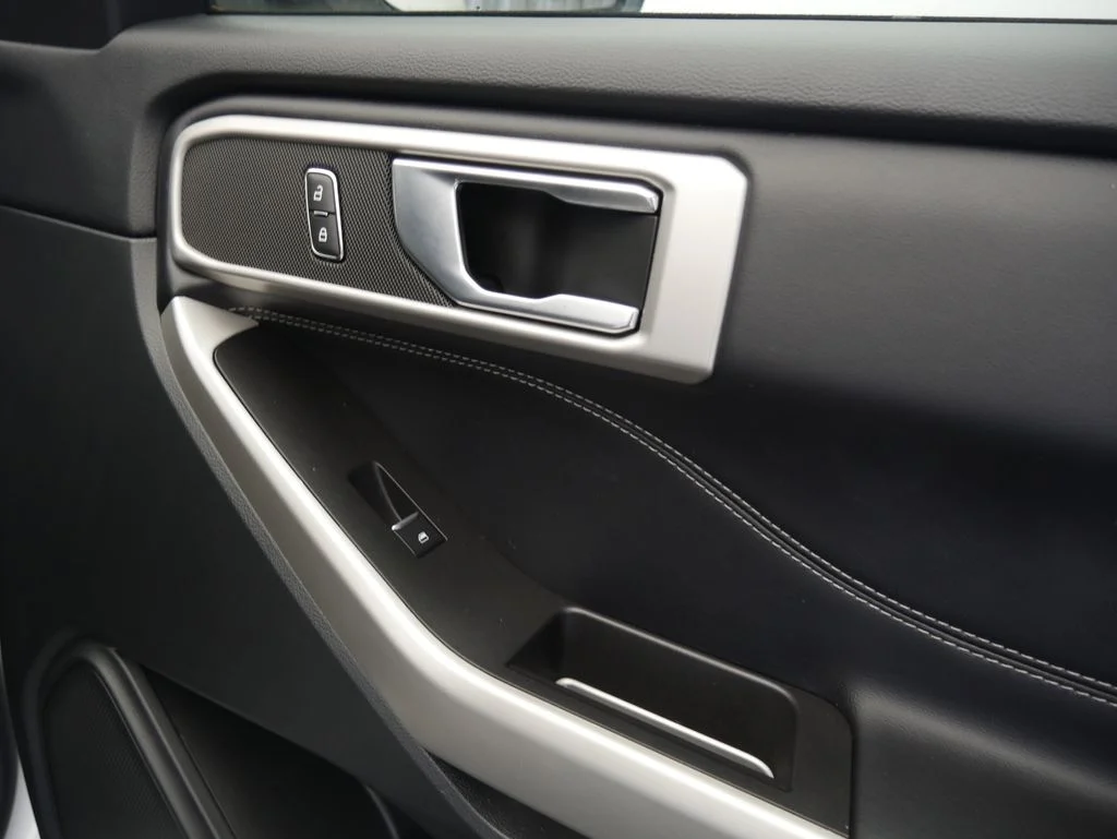 Used 2021 White Metallic Ford XLT image 24