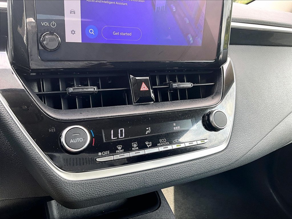 Used 2025 White Toyota LE image 26