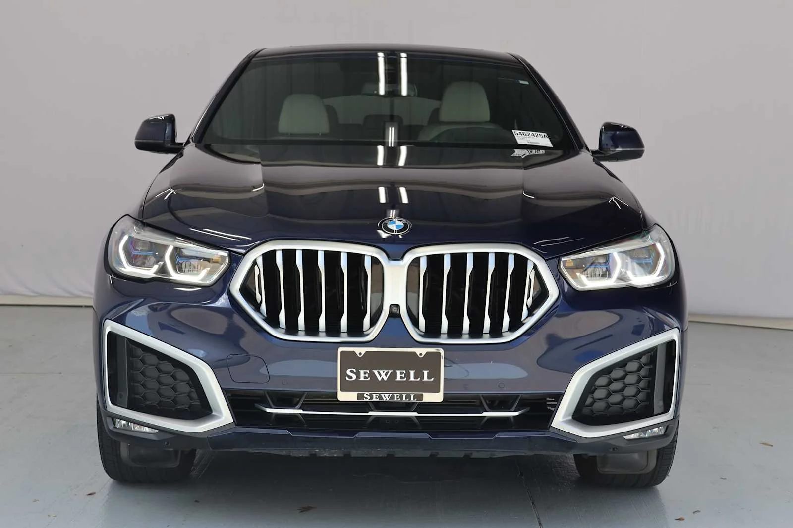 Used 2020 Tanzanite Blue II Metallic BMW xDrive40i image 2