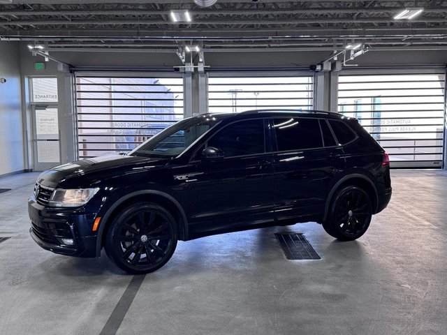 2020 Volkswagen Tiguan SE R-Line Black