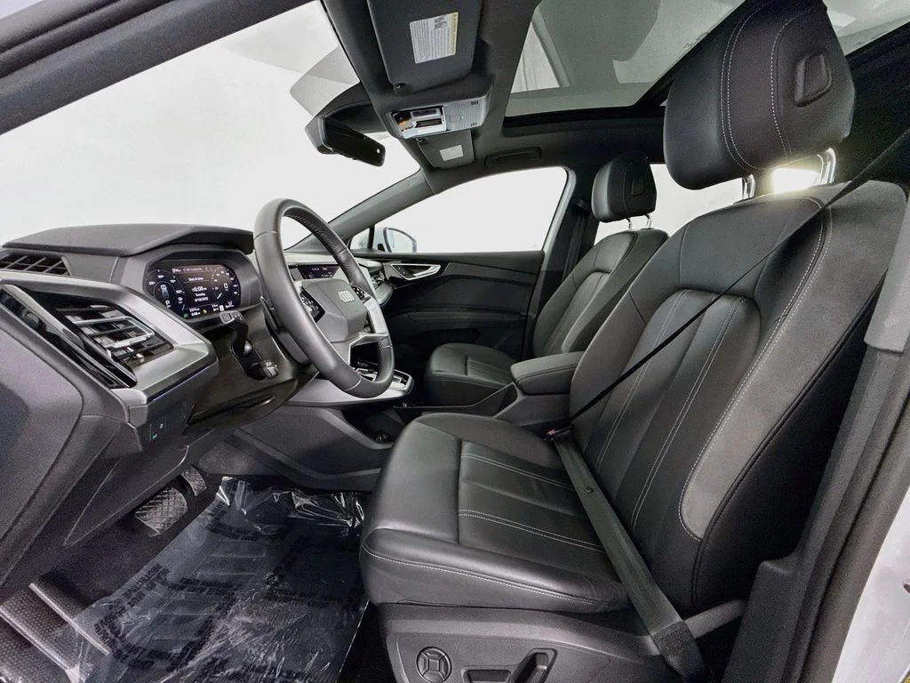 Used 2024 White Audi Premium Plus image 21