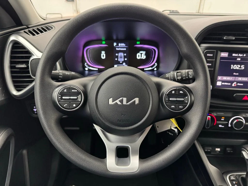 Used 2023 Gravity Gray Kia LX image 18