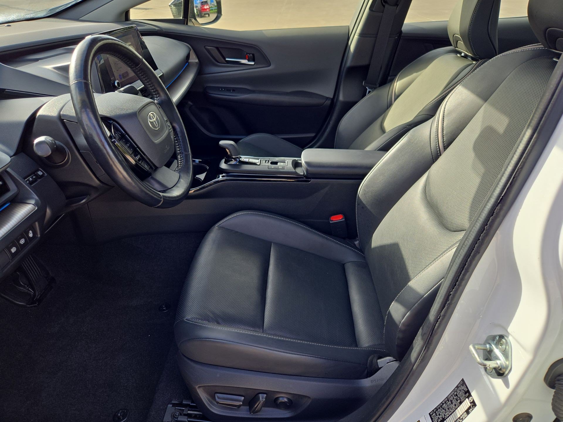 Used 2024 Pearl Toyota XLE image 15