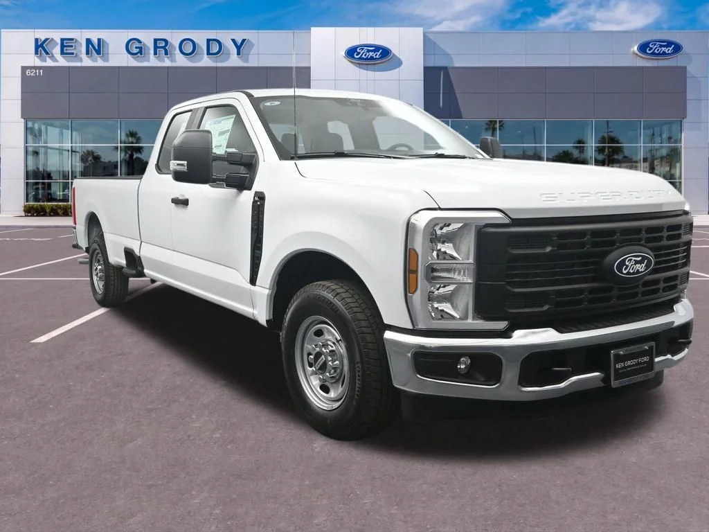 New 2027 Oxford White Ford XL image 1