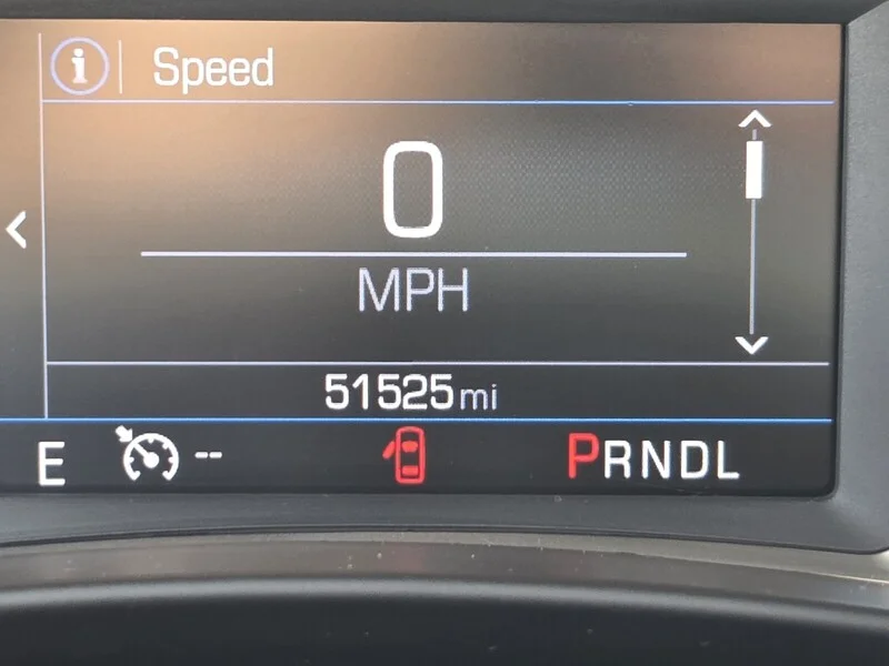 Used 2024 Summit White CHEVROLET LT image 27