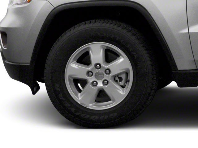 Used 2013 True Blue Pearl Jeep Laredo image 14