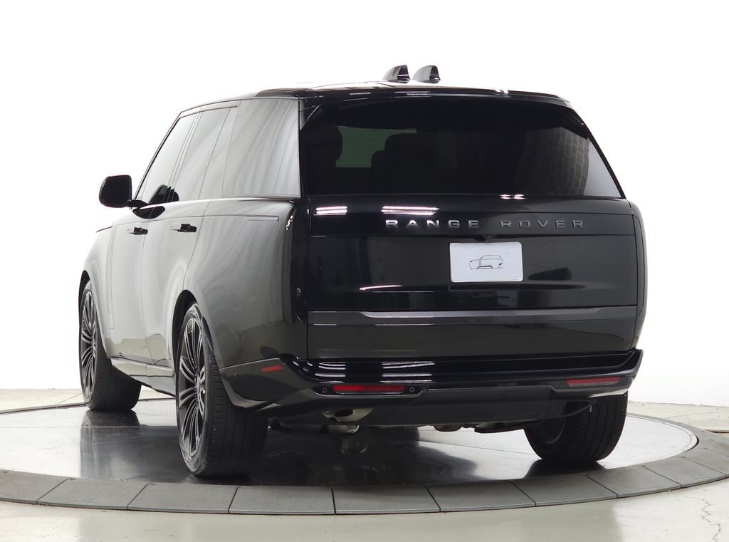 Used 2026 Black Land Rover SE image 4