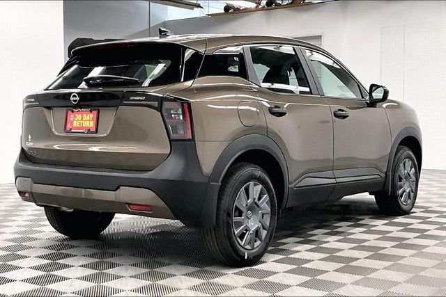 New 2027 Canyon Bronze Nissan S image 17