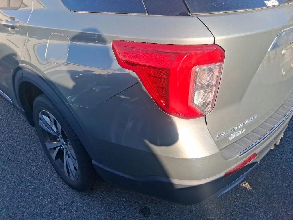 Used 2020 Green Ford Platinum image 8