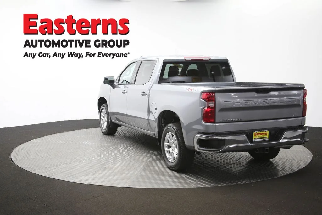 Used 2023 Gray Chevrolet LT image 67
