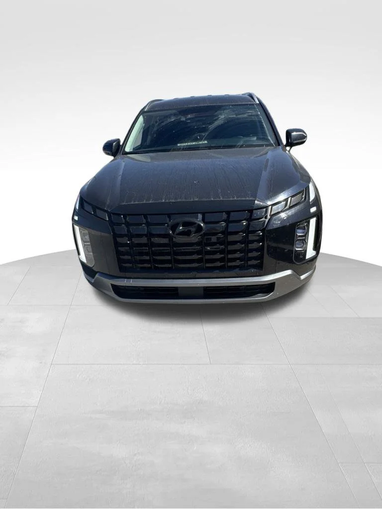 Used 2025 Moonlight Cloud Hyundai SEL image 3