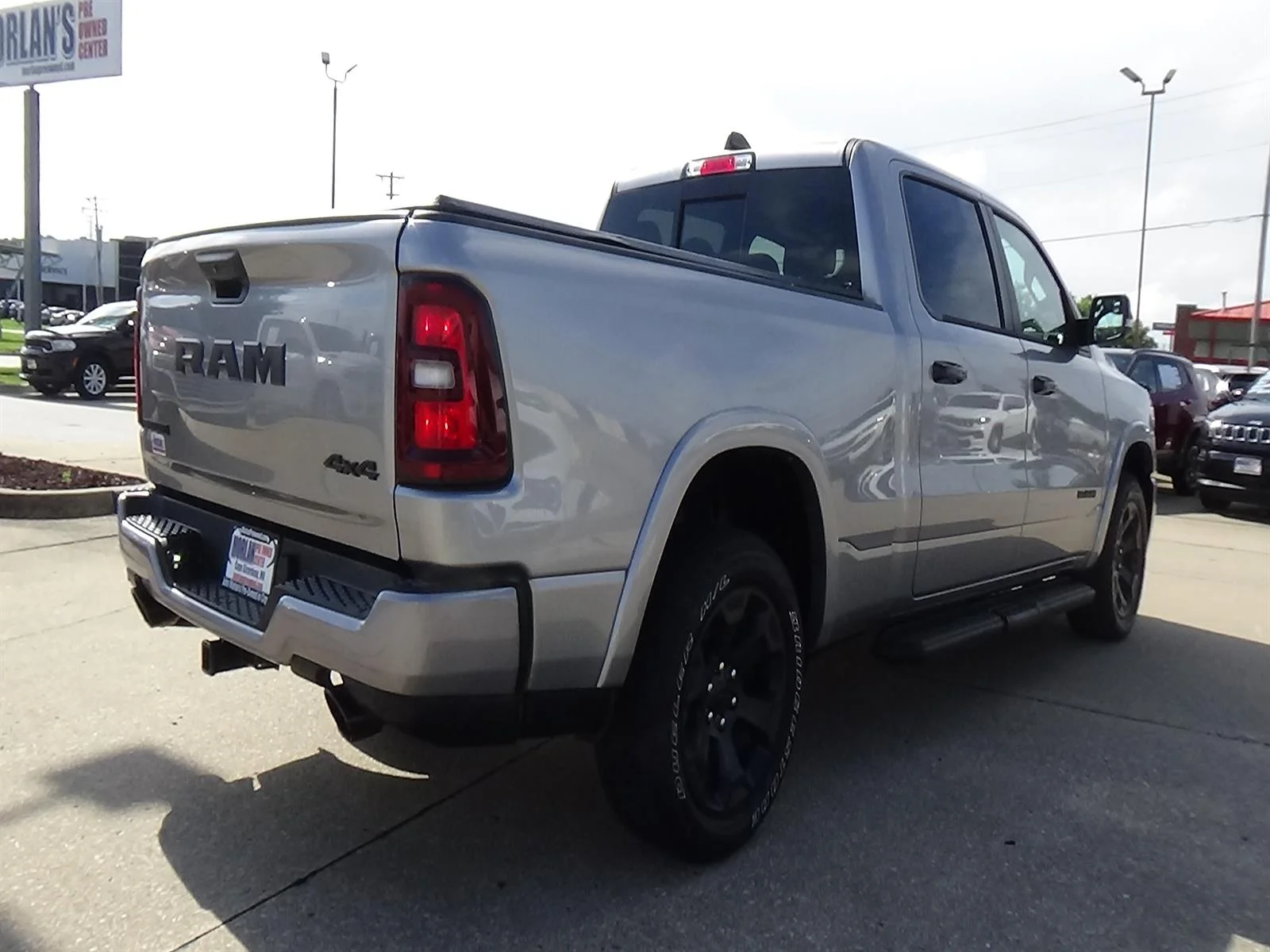 Certified Used 2025 Billet Silver Metallic Clear Coat (psc) RAM Big Horn image 6
