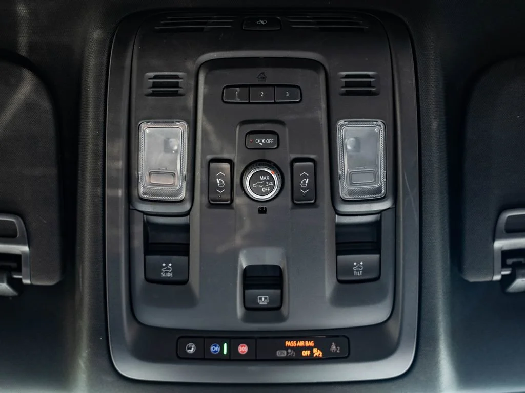 Used 2023 Crystal White Tricoat Cadillac Sport image 43