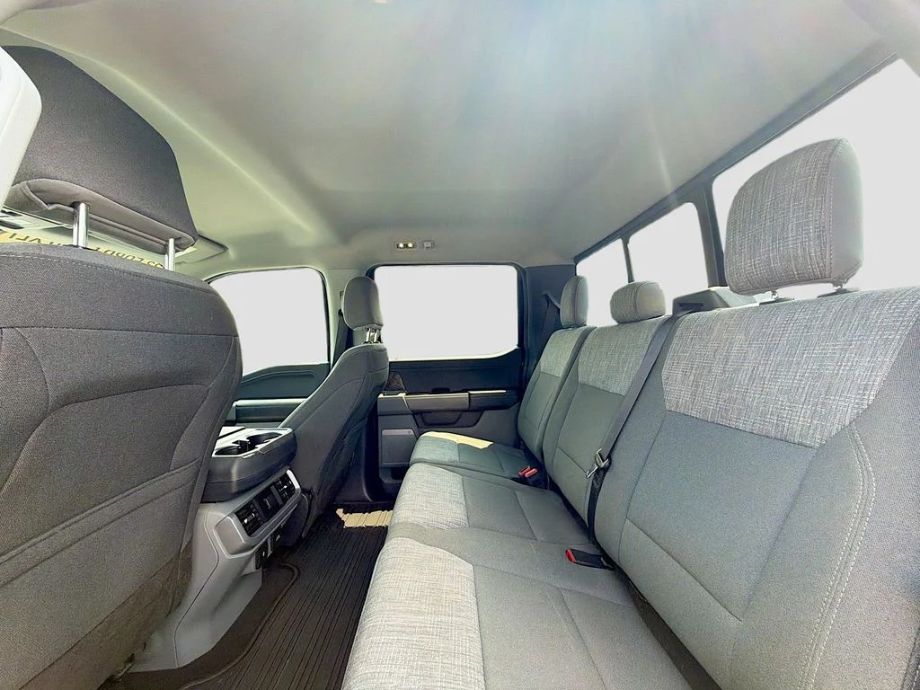 Used 2023 Blue Ford XLT image 26