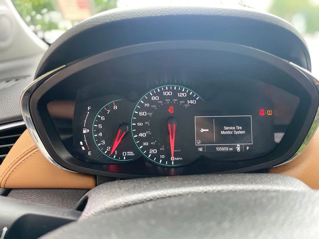 Used 2018 Summit White Chevrolet Premier image 13