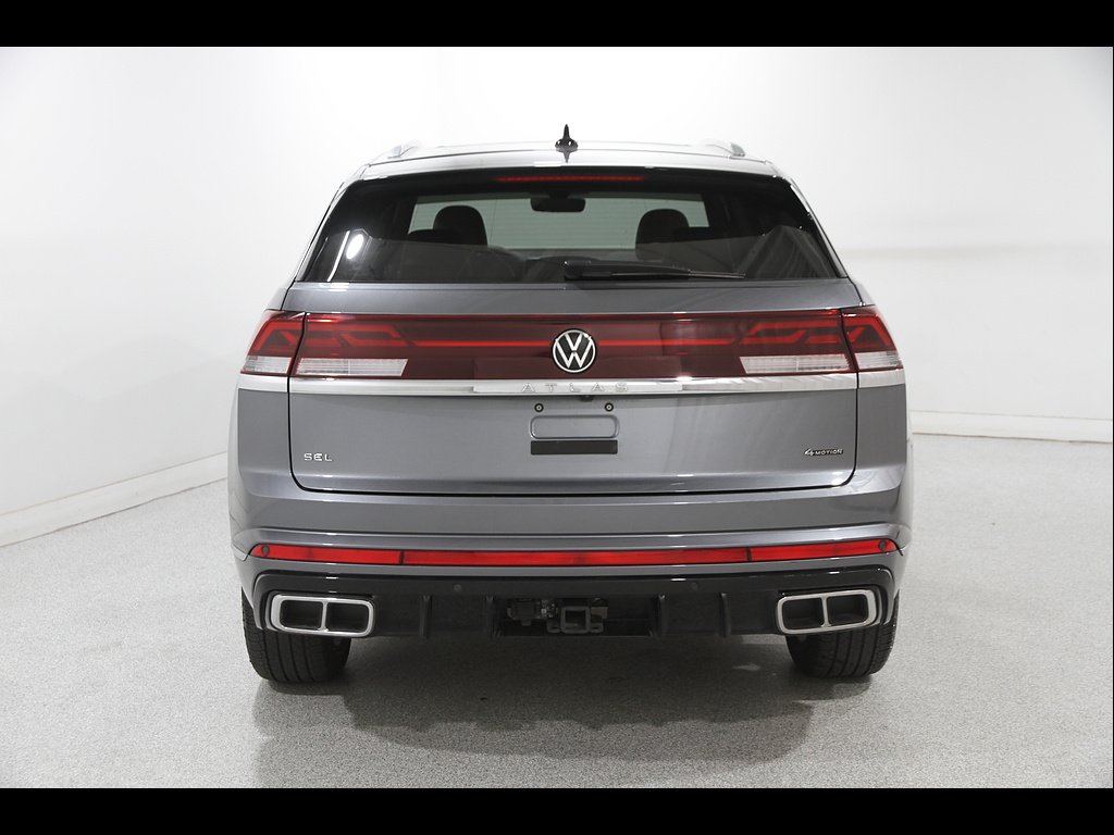 Used 2024 Platinum Gray Metallic Volkswagen SEL R-Line 4Motion image 20
