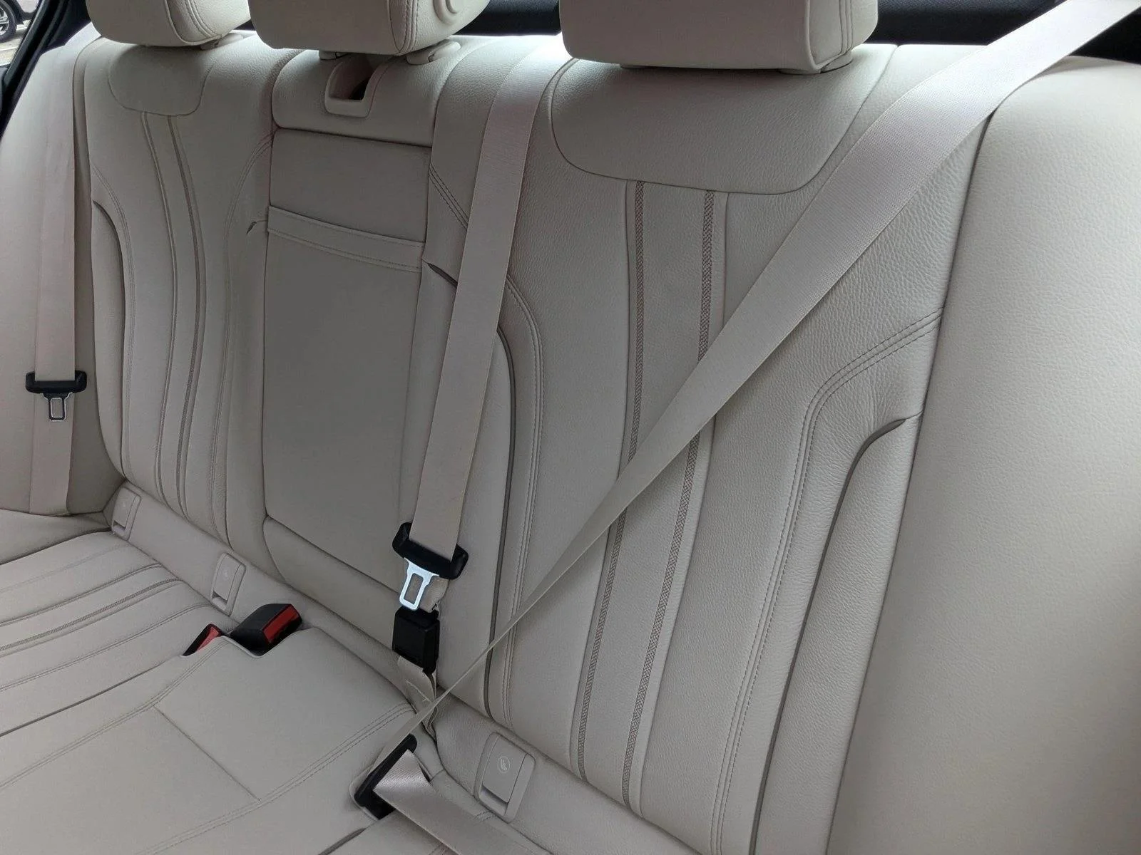 Used 2019 Imperial Blue Metallic BMW 530i image 12