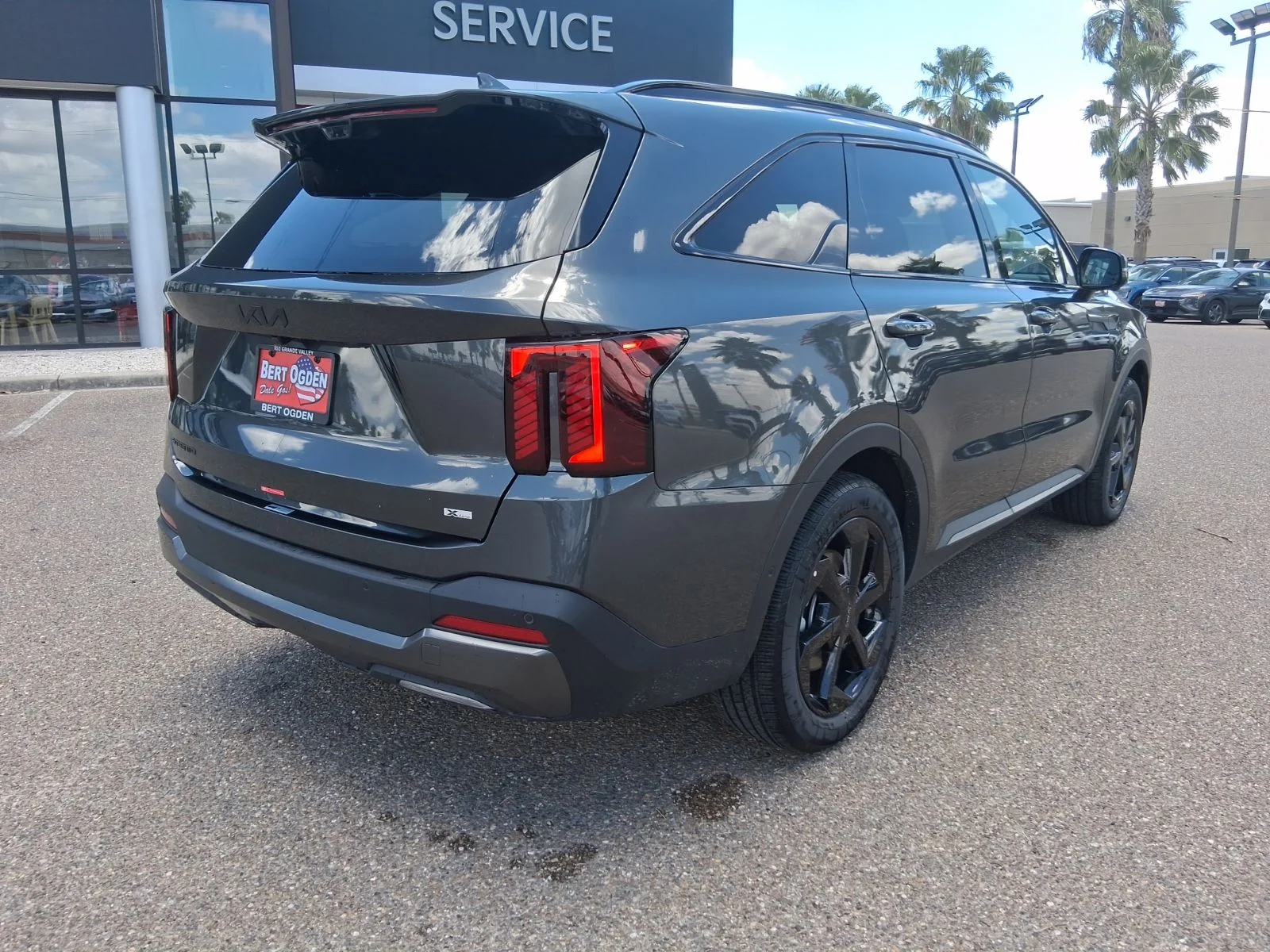 New 2026 Gray Kia X-Line SX Prestige image 4