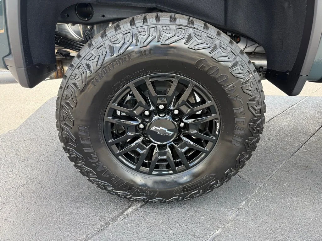 2026 Chevrolet Silverado 2500 HD ZR2 - Photo 10