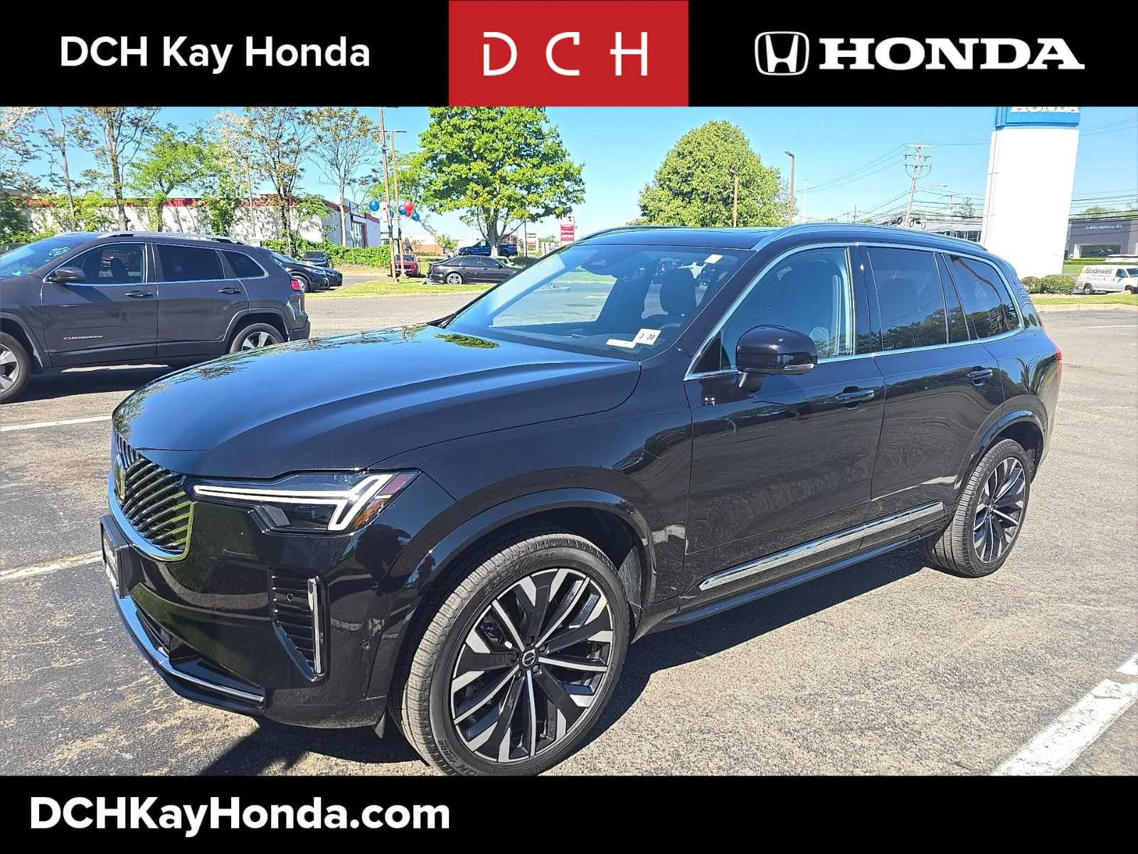 2025 Volvo XC90 B6 Plus Bright 7-Seater 4WD's photo