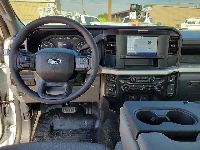 New 2026 Oxford White Ford F-250® XL image 42