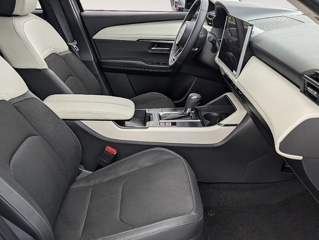 New 2026 Rhodium White Metallic Mazda 2.5 S Select AWD image 19