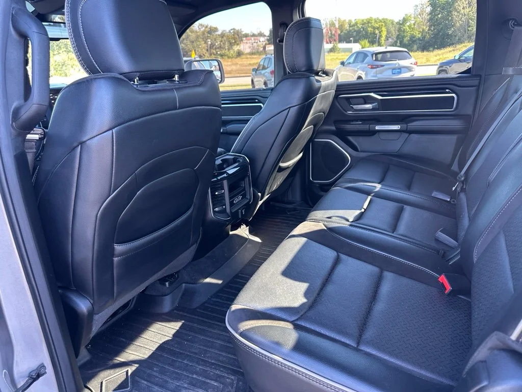 Used 2020 Silver Ram Laramie image 18