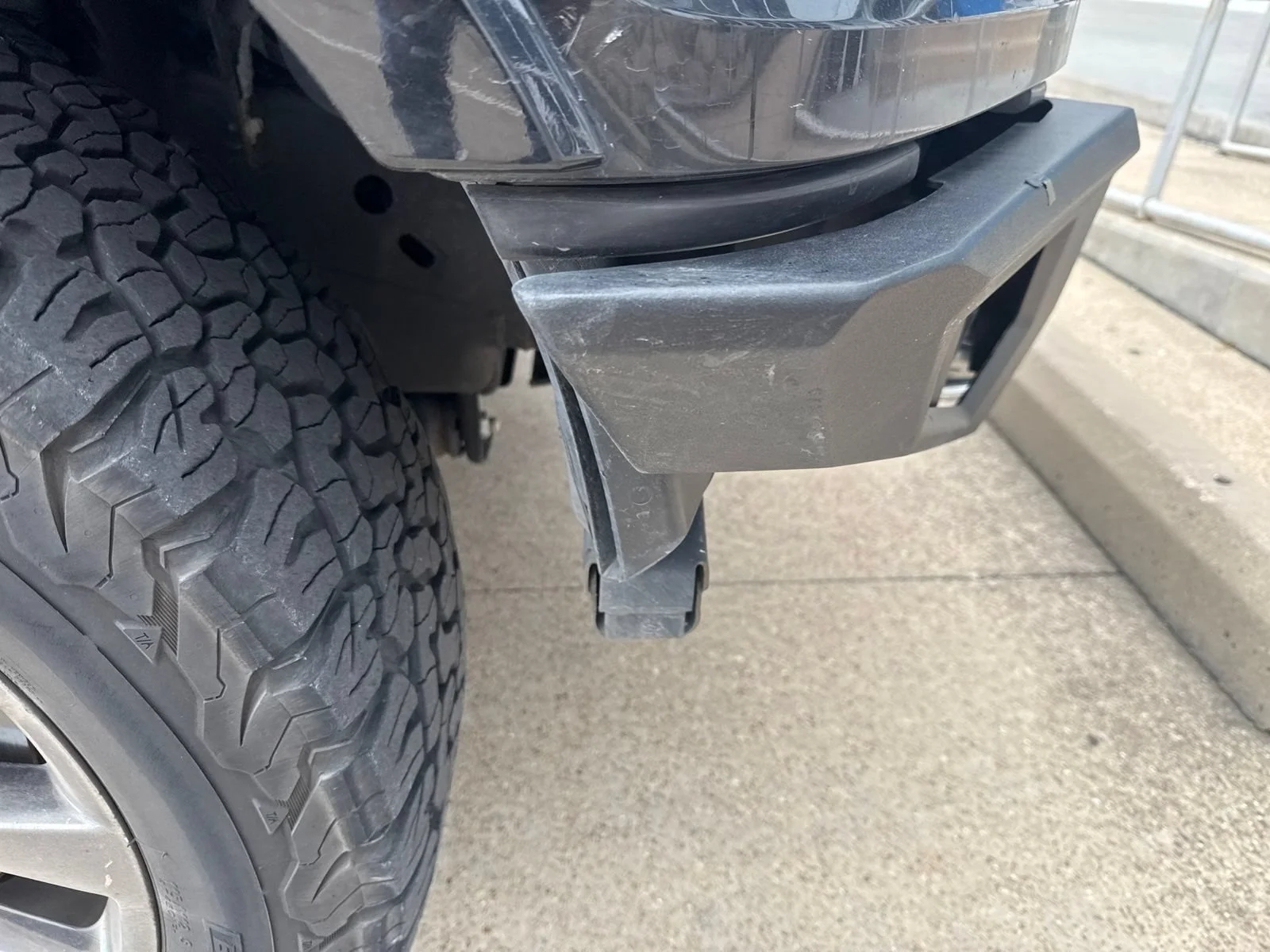 Used 2016 Black Ford XLT image 5