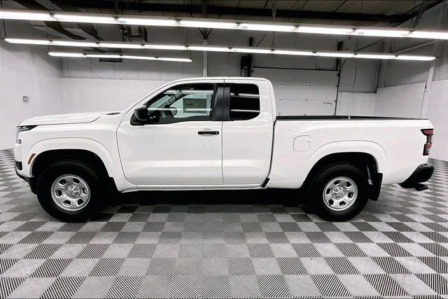 New 2026 Glacier White Nissan S image 19