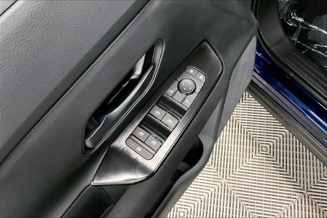New 2027 Deep Blue Pearl Nissan S image 30