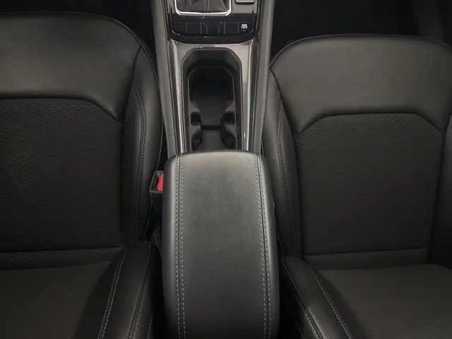 Used 2022 Bright White Clearcoat Jeep Latitude image 45