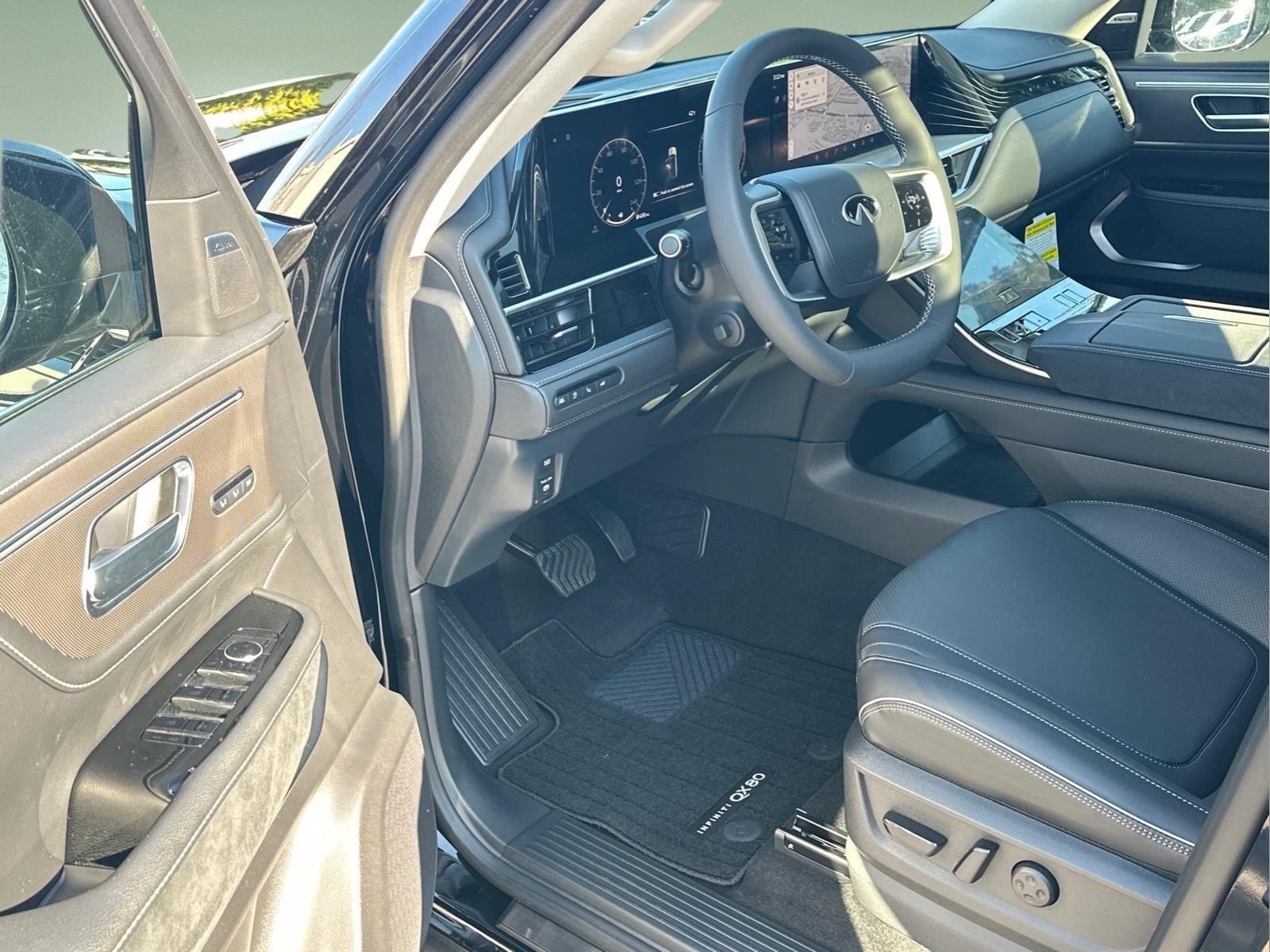 New 2026 BLACK OBSIDIAN INFINITI Luxe 2WD image 13