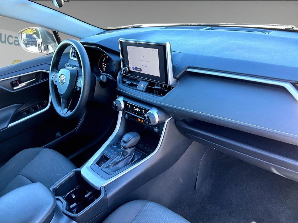 Used 2025 White Toyota XLE image 14