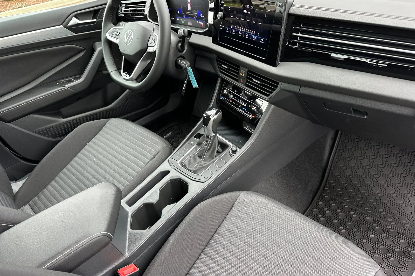 New 2026 White Volkswagen 1.5T S image 14