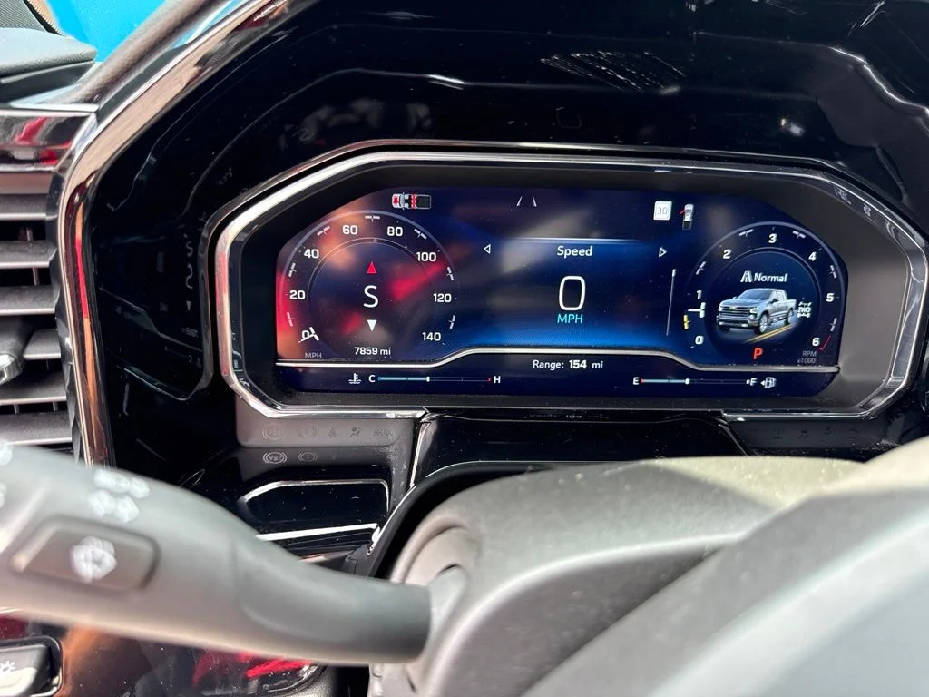 Used 2024 Red Chevrolet High Country image 28