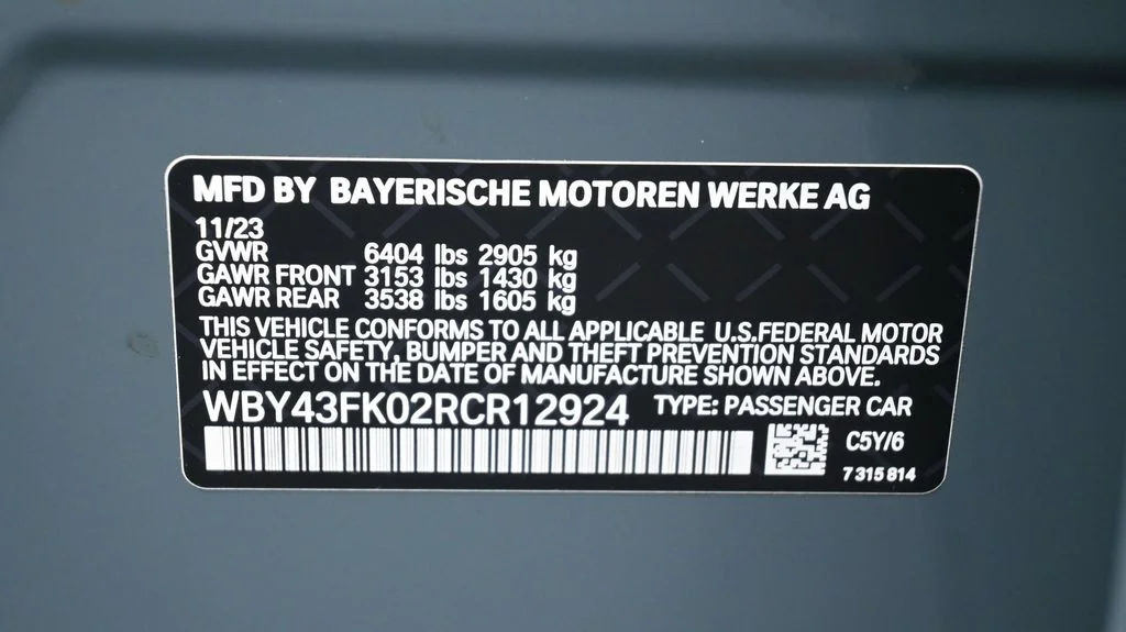 Certified Used 2024 Cape York Green Metallic BMW M60 image 26