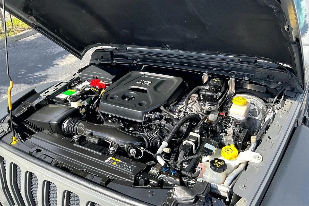 Used 2020  Jeep Rubicon 4x4 image 33