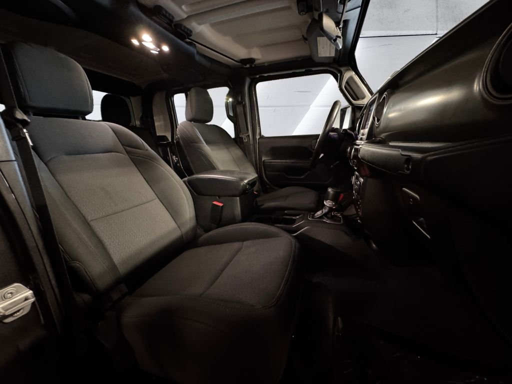Used 2023 Gray Jeep Sport image 14
