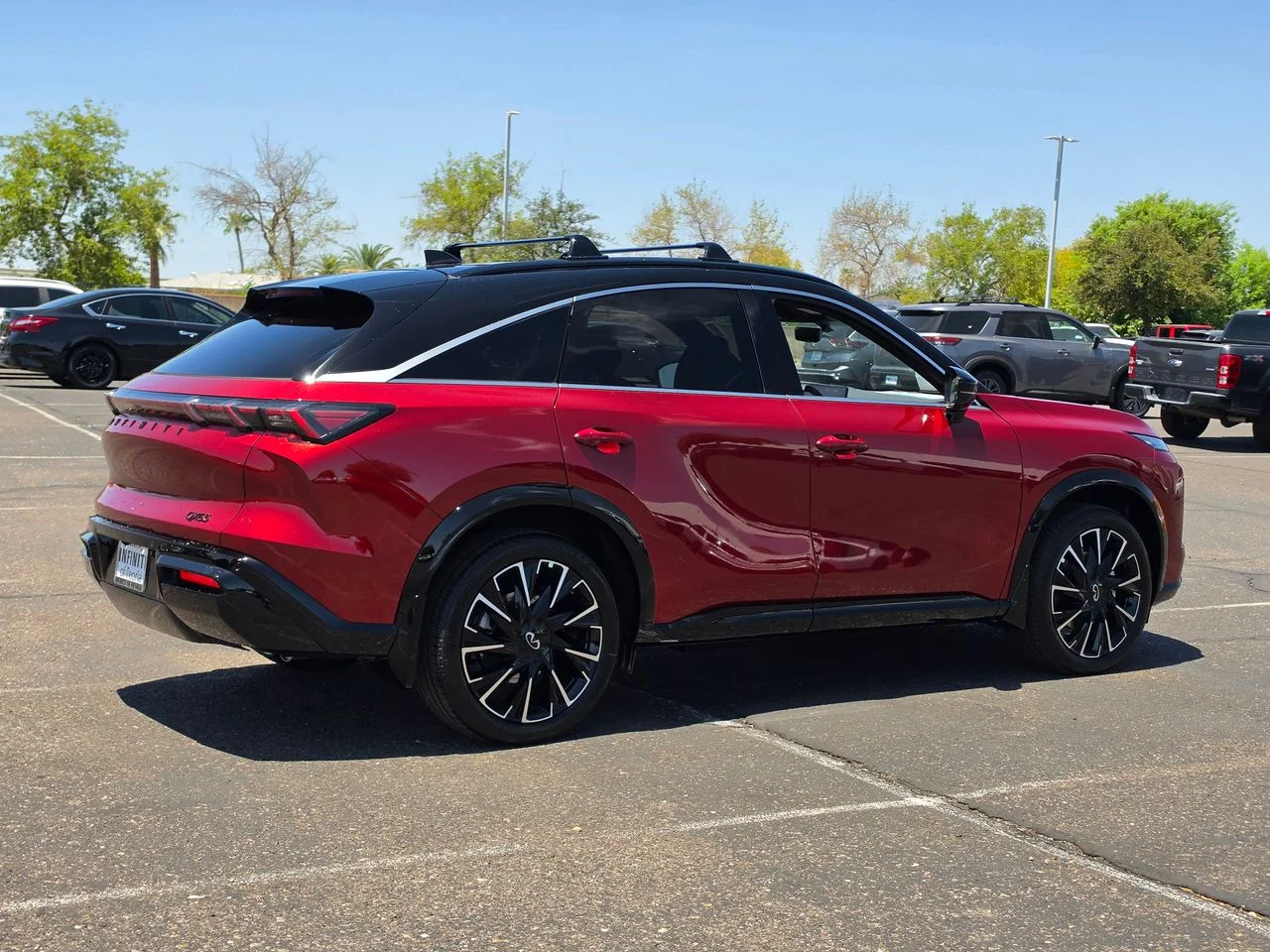New 2027 2T SUN RED INFINITI Autograph AWD image 5