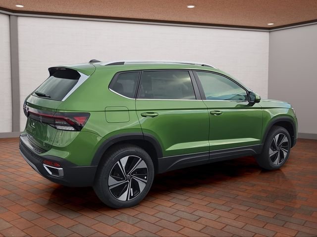 New 2026 Green Volkswagen 1.5T SE image 2