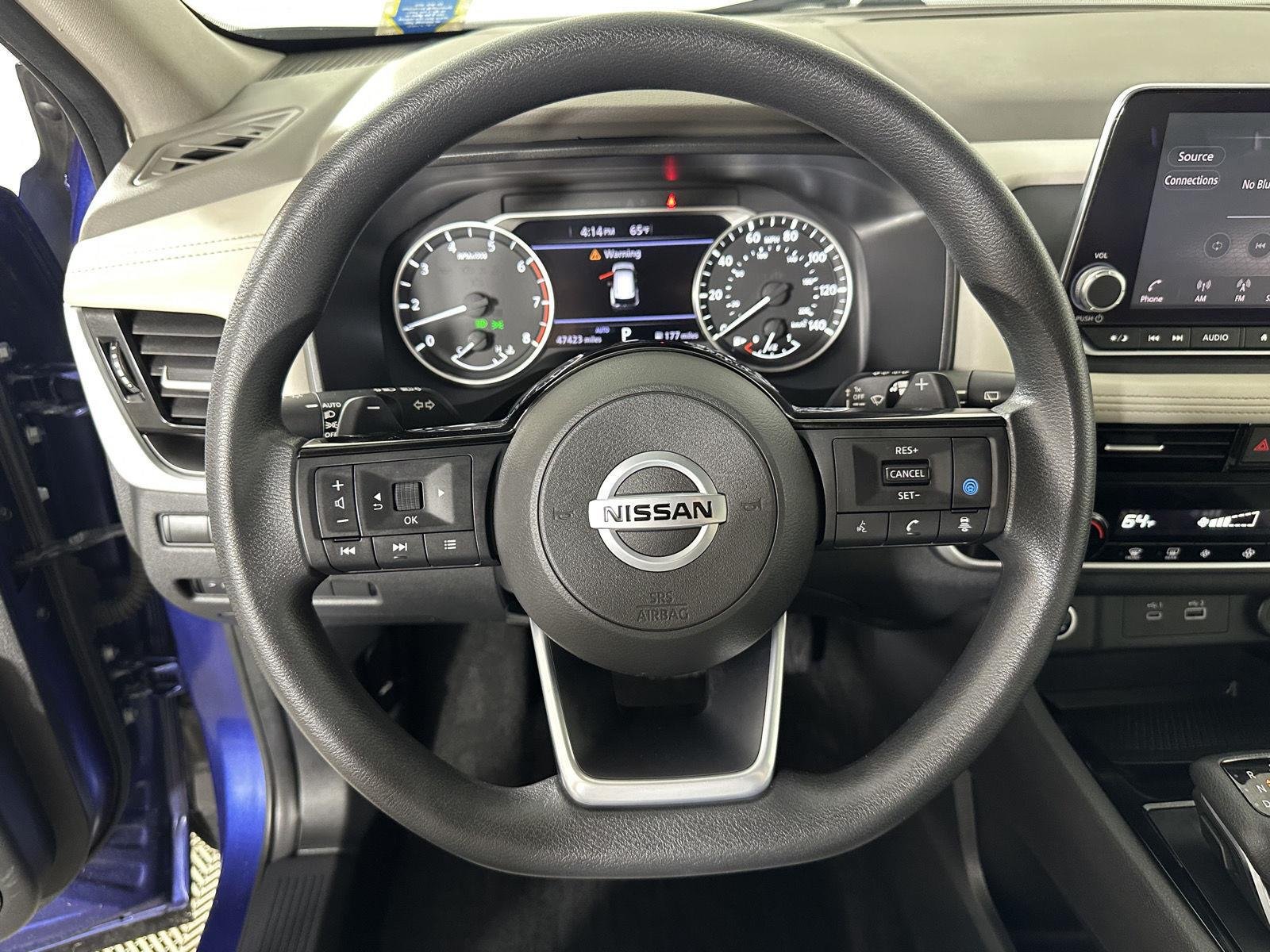 Used 2021 Caspian Blue Metallic Nissan SV image 6