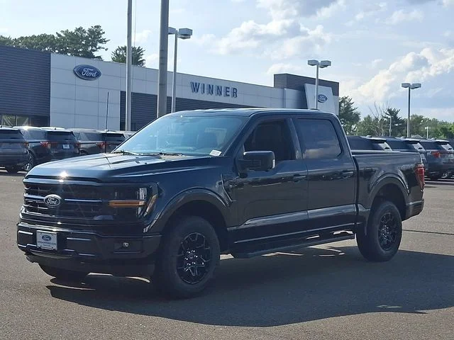 New 2026 Agate Black Metallic Ford XLT image 2