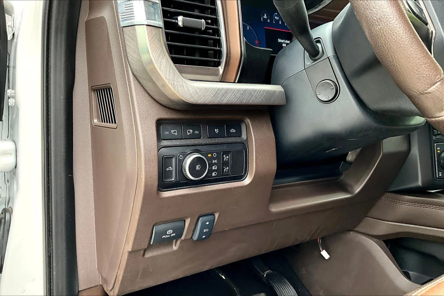 Certified Used 2024 Star White Ford King Ranch image 37