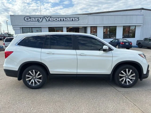 Used 2019 White Diamond Pearl Honda EX-L image 8