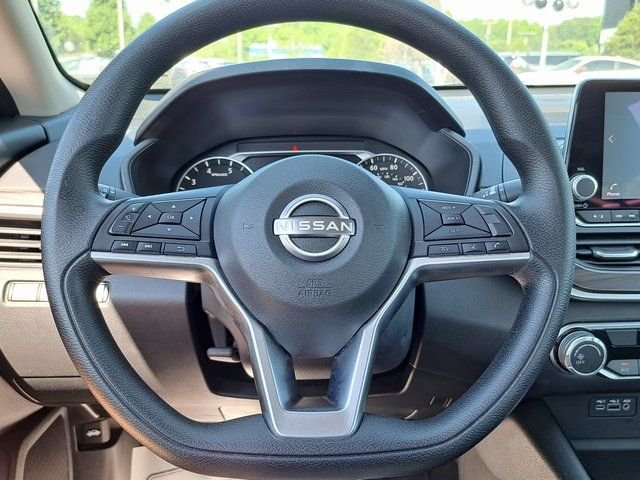 2024 Nissan Altima SV - Photo 10
