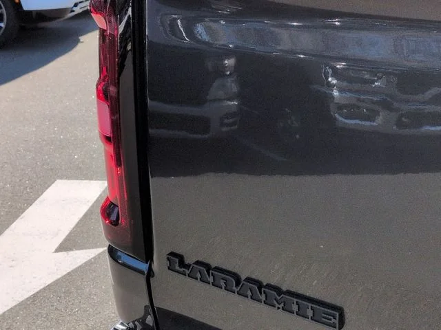 New 2026 Granite Crystal Metallic Clear-Coat Exterior Paint RAM Laramie image 21