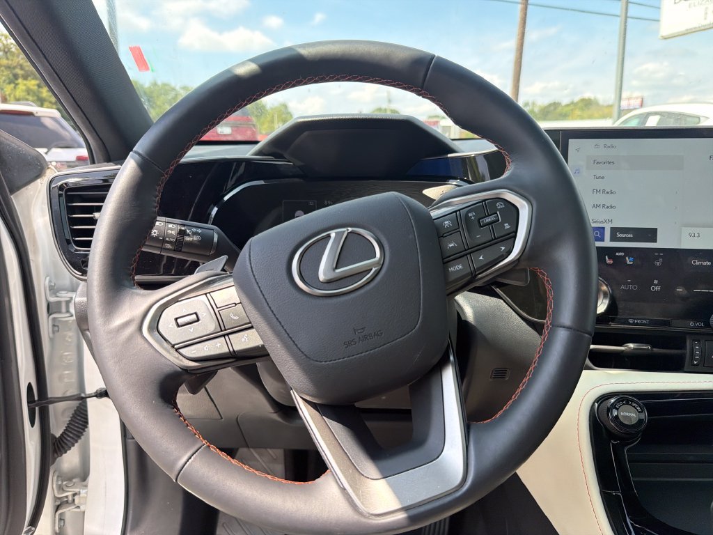 Used 2023 White Lexus 350 Premium image 18