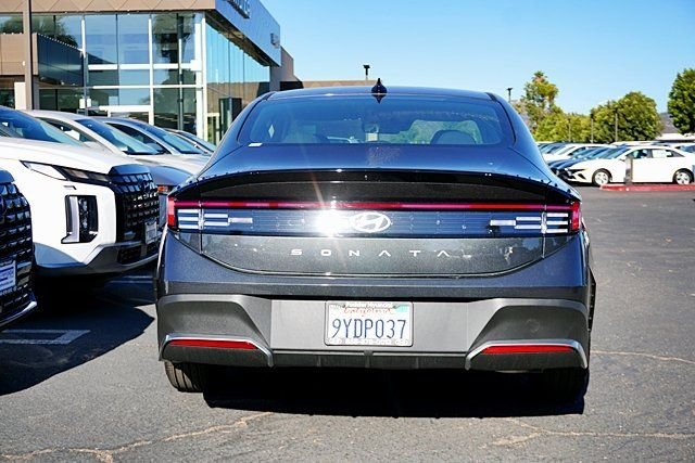 Used 2026 Gray Hyundai SE image 8