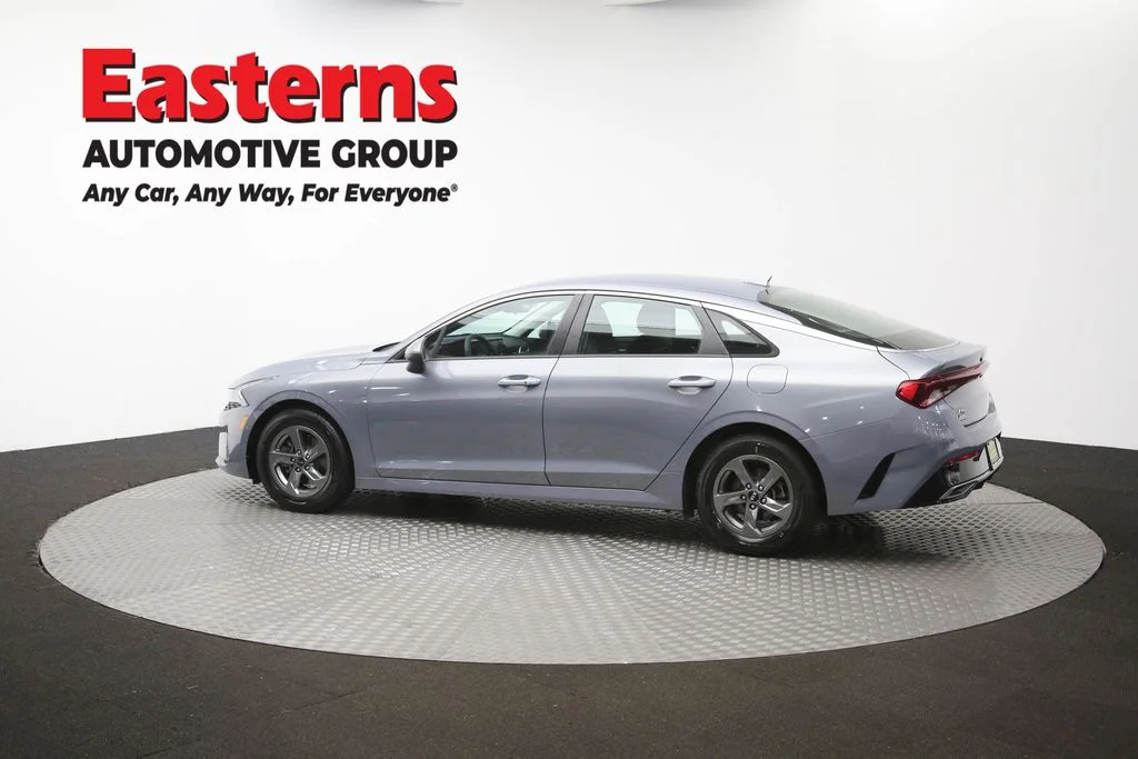 Used 2021 Silver Kia LXS image 60